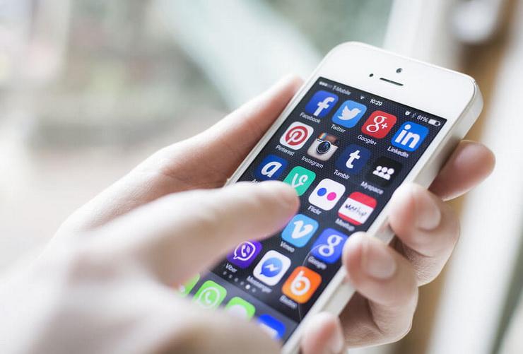 Mobile Apps For Social Media